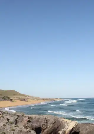 Stranden ved Calblanque, en vernet kyststrekning innen en times kjøring fra Las Colinas